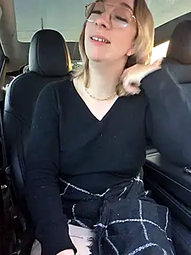 Giuliana baby online show from November 30, 2025, 7:53 am