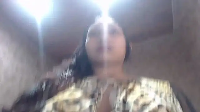 MadelineDoll online show from March 20, 2025, 1:37 pm