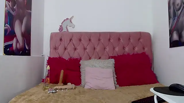 NalaRoy online show from November 20, 2025, 4:07 pm