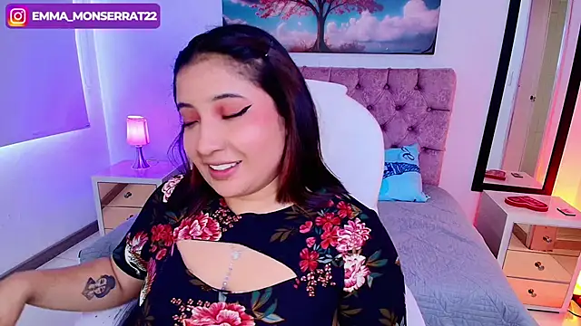 Emma monserrat online show from October 1, 2025, 7:40 pm