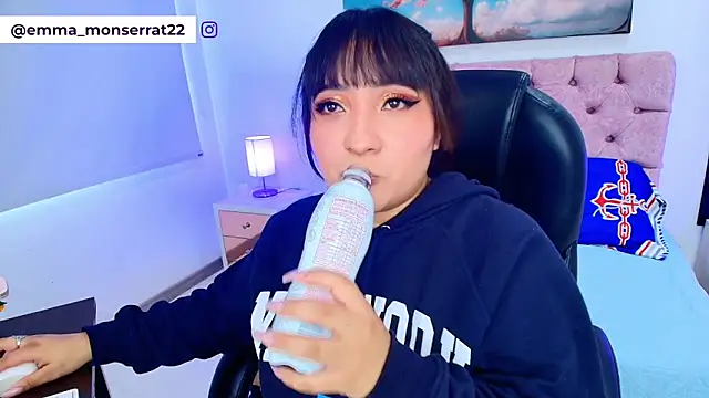 Snapshot of Emma_monserrat chatting on February 2, 2026, 7:46 pm Emma monserrat online show from February 2, 2026, 7:46 pm