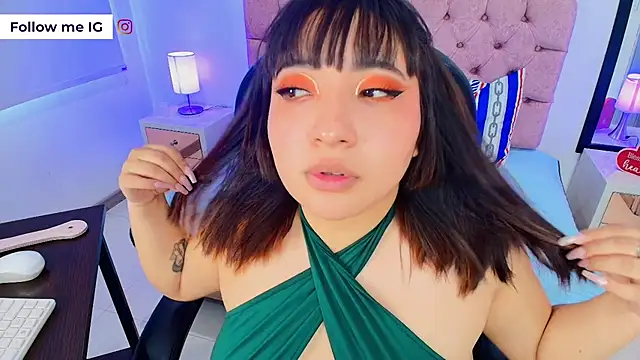 Snapshot of Emma_monserrat chatting on January 31, 2026, 7:45 pm Emma monserrat online show from January 31, 2026, 7:45 pm