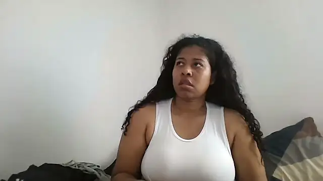 Ivon-09 online show from September 25, 2025, 4:57 pm