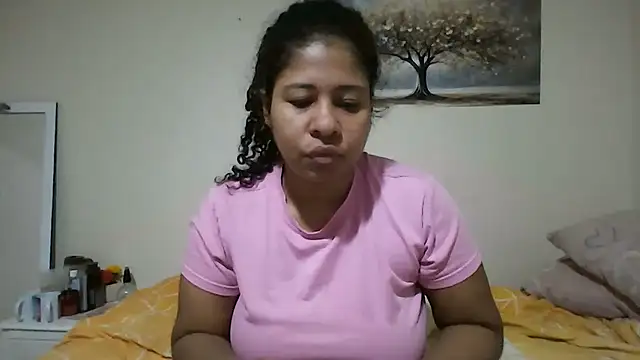 Ivon-09 online show from June 18, 2026, 12:10 pm