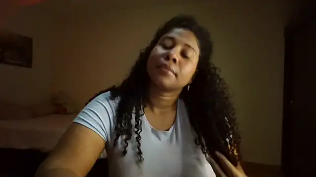 Ivon-09 online show from July 1, 2026, 6:52 pm