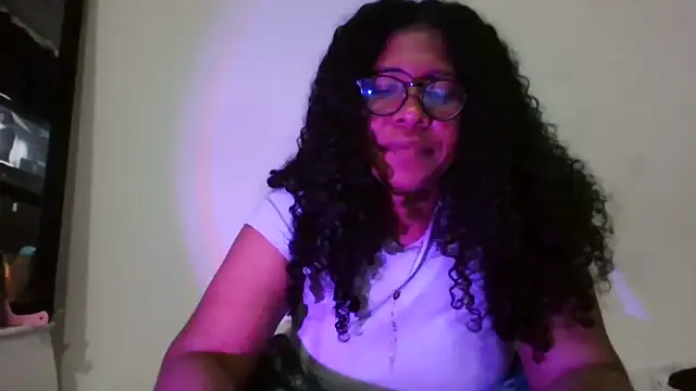 Ivon-09 online show from October 25, 2025, 12:32 am