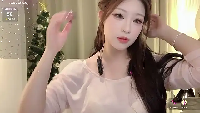 Snapshot of zhuzhu-520- chatting on February 22, 2025, 4:40 pm zhuzhu-520- online show from February 22, 2025, 4:40 pm