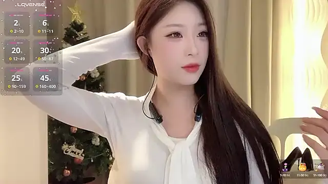 Snapshot of zhuzhu-520- chatting on January 18, 2025, 4:42 pm zhuzhu-520- online show from January 18, 2025, 4:42 pm