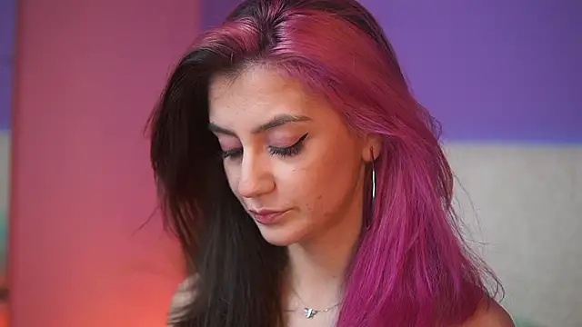 SabrinaHope online show from December 2, 2025, 9:49 pm