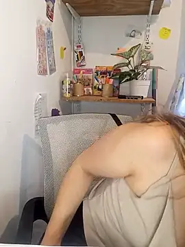 SofiEstevez online show from November 27, 2025, 12:05 pm