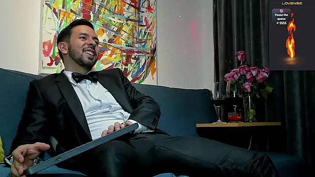 tommy raym0ndg online show from February 14, 2025, 11:20 pm