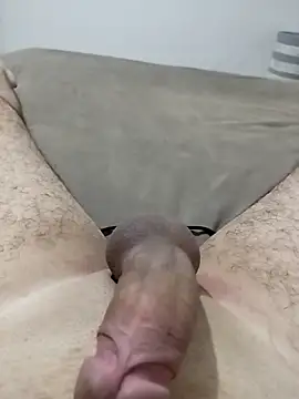 Snapshot of nuness20 chatting on February 9, 2025, 11:46 pm nuness20 online show from February 9, 2025, 11:46 pm