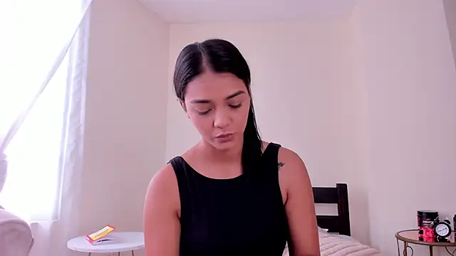 evely coelloo online show from March 6, 2025, 6:16 pm