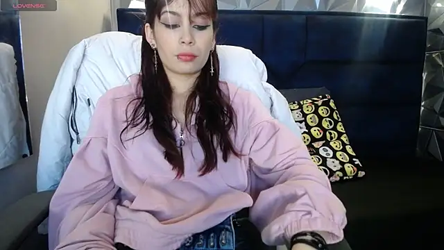  yuyi online show from July 23, 2026, 12:02 pm
