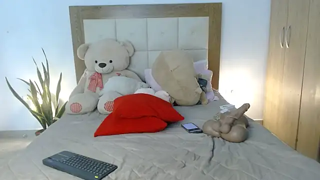 HELLEN SWEET6 online show from March 22, 2025, 12:49 am