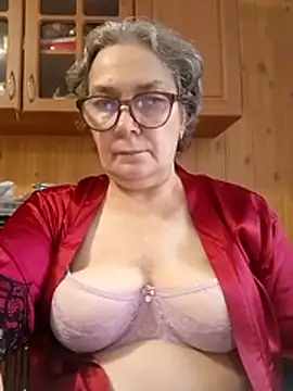 IrinaSweet54 online show from November 13, 2025, 10:19 am