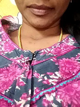 Ambika01 online show from November 12, 2025, 1:15 pm