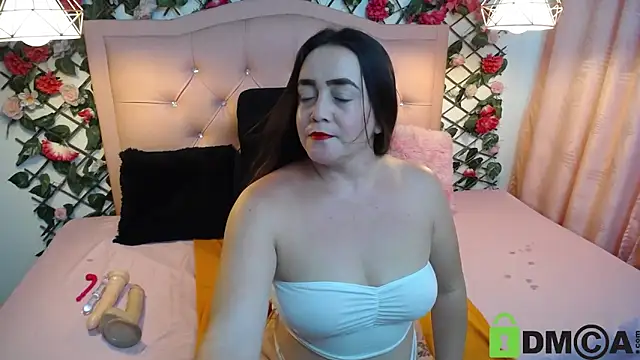 ElizabethSweet  online show from March 6, 2025, 7:21 pm