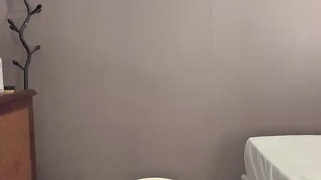 -XunMengLong- online show from September 10, 2025, 7:35 pm