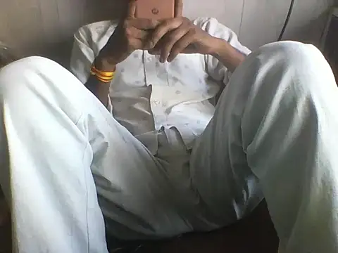 Desi GfBf online show from April 25, 2026, 8:28 am