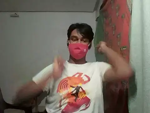 Snapshot of brownguy1234 chatting on January 21, 2025, 2:15 pm brownguy1234 online show from January 21, 2025, 2:15 pm