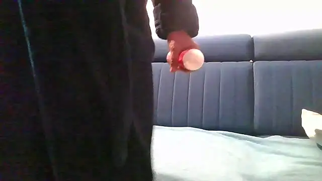 Snapshot of axecoman60 chatting on March 5, 2025, 7:49 pm axecoman60 online show from March 5, 2025, 7:49 pm