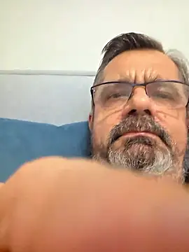 axecoman60 online show from January 16, 2026, 9:41 pm