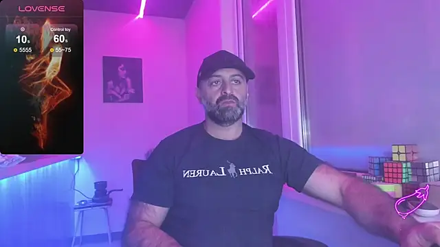 Snapshot of MAGABEAR077 chatting on October 1, 2025, 8:57 pm MAGABEAR077 online show from October 1, 2025, 8:57 pm