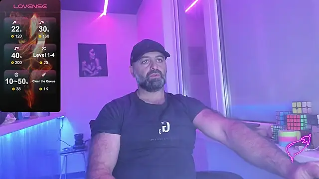 Snapshot of MAGABEAR077 chatting on October 9, 2025, 11:33 am MAGABEAR077 online show from October 9, 2025, 11:33 am
