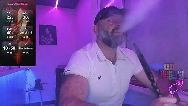 Snapshot of MAGABEAR077 chatting on October 8, 2025, 9:55 am MAGABEAR077 online show from October 8, 2025, 9:55 am