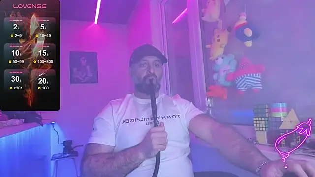 Snapshot of MAGABEAR077 chatting on March 16, 2025, 10:33 am MAGABEAR077 online show from March 16, 2025, 10:33 am