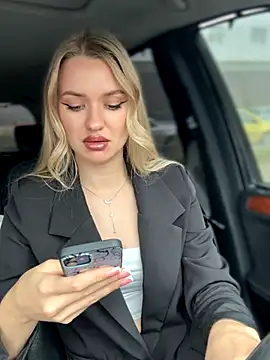 Devill Angel  online show from October 25, 2025, 9:19 am