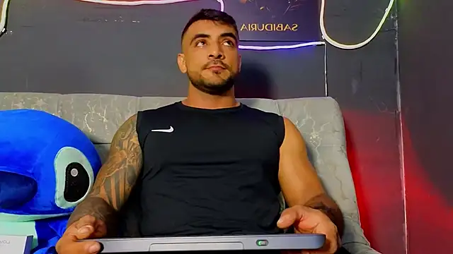 Snapshot of ERIC_HARRISON chatting on February 11, 2026, 12:54 am ERIC HARRISON online show from February 11, 2026, 12:54 am