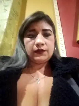 Snapshot of Hannahcandyy chatting on March 19, 2025, 12:04 am Hannahcandyy online show from March 19, 2025, 12:04 am