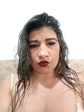 Snapshot of Hannahcandyy chatting on September 9, 2025, 3:32 pm Hannahcandyy online show from September 9, 2025, 3:32 pm