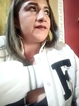 Snapshot of Hannahcandyy chatting on March 10, 2025, 10:45 pm Hannahcandyy online show from March 10, 2025, 10:45 pm