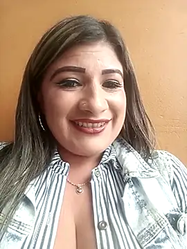 Snapshot of Hannahcandyy chatting on March 7, 2025, 10:10 pm Hannahcandyy online show from March 7, 2025, 10:10 pm