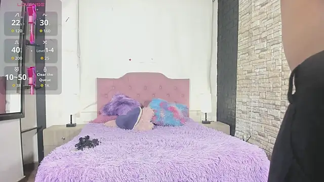 kitty queen10 online show from April 9, 2026, 4:58 am