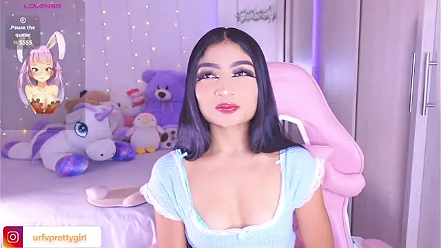 Snapshot of urfavprettygirl chatting on June 18, 2026, 8:57 am urfavprettygirl online show from June 18, 2026, 8:57 am