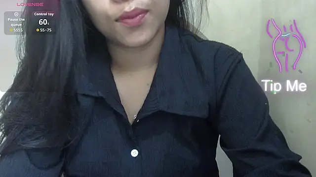 Snapshot of Preeti-Sexy chatting on March 23, 2026, 5:51 am Preeti-Sexy online show from March 23, 2026, 5:51 am
