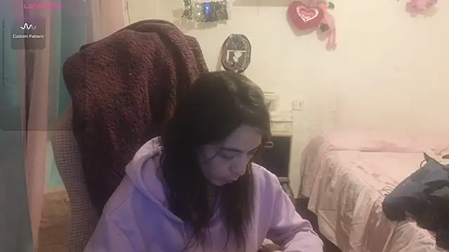 kattleya1407 online show from February 9, 2026, 10:52 pm