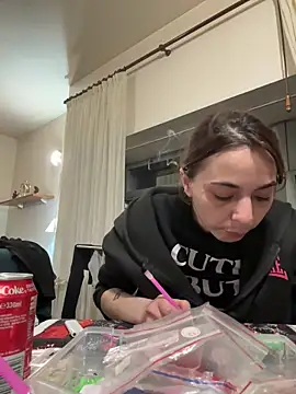 kattleya1407 online show from April 4, 2026, 2:51 am