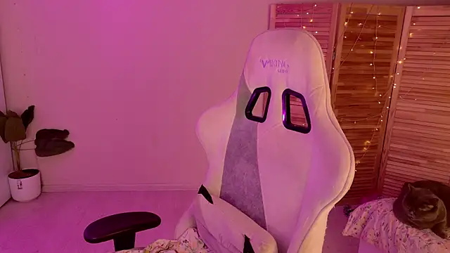 Miss Mia Murr online show from December 14, 2025, 4:18 am