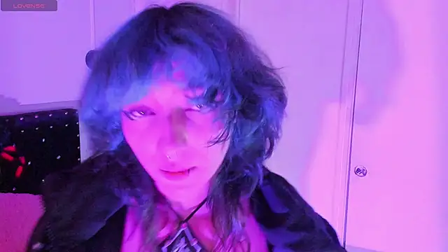 Snapshot of Ghosty_Doll chatting on October 20, 2025, 8:20 pm Ghosty Doll online show from October 20, 2025, 8:20 pm