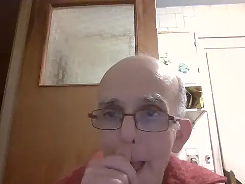 Snapshot of mariusica1@xh chatting on January 18, 2026, 4:27 am mariusica1xh online show from January 18, 2026, 4:27 am