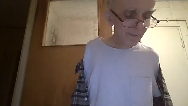 Snapshot of mariusica1@xh chatting on February 14, 2026, 4:07 pm mariusica1xh online show from February 14, 2026, 4:07 pm