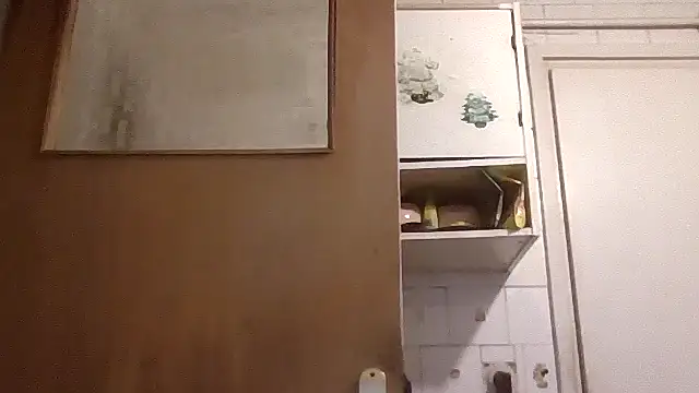 mariusica1xh online show from March 31, 2026, 10:34 pm