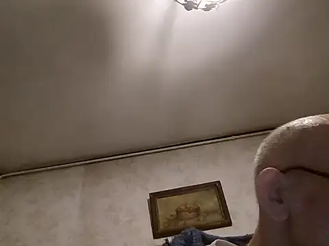 mariusica1xh online show from November 18, 2025, 10:45 pm