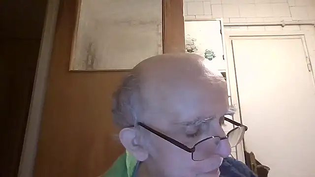 mariusica1xh online show from March 19, 2026, 7:58 pm