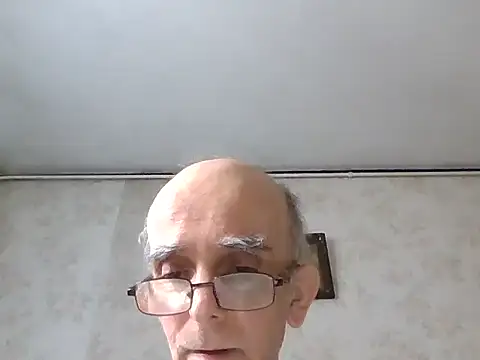 mariusica1xh online show from October 14, 2025, 10:49 am